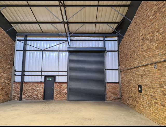 877M² WAREHOUSE TO LET IN RIVERSANDS
